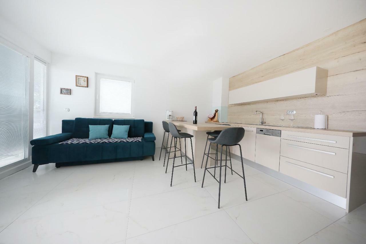 Luxury Sunset Penthouse With Seaview Apartment Petrcane Exterior foto