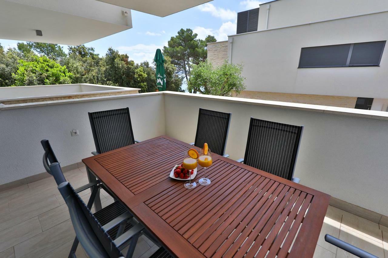 Luxury Sunset Penthouse With Seaview Apartment Petrcane Exterior foto
