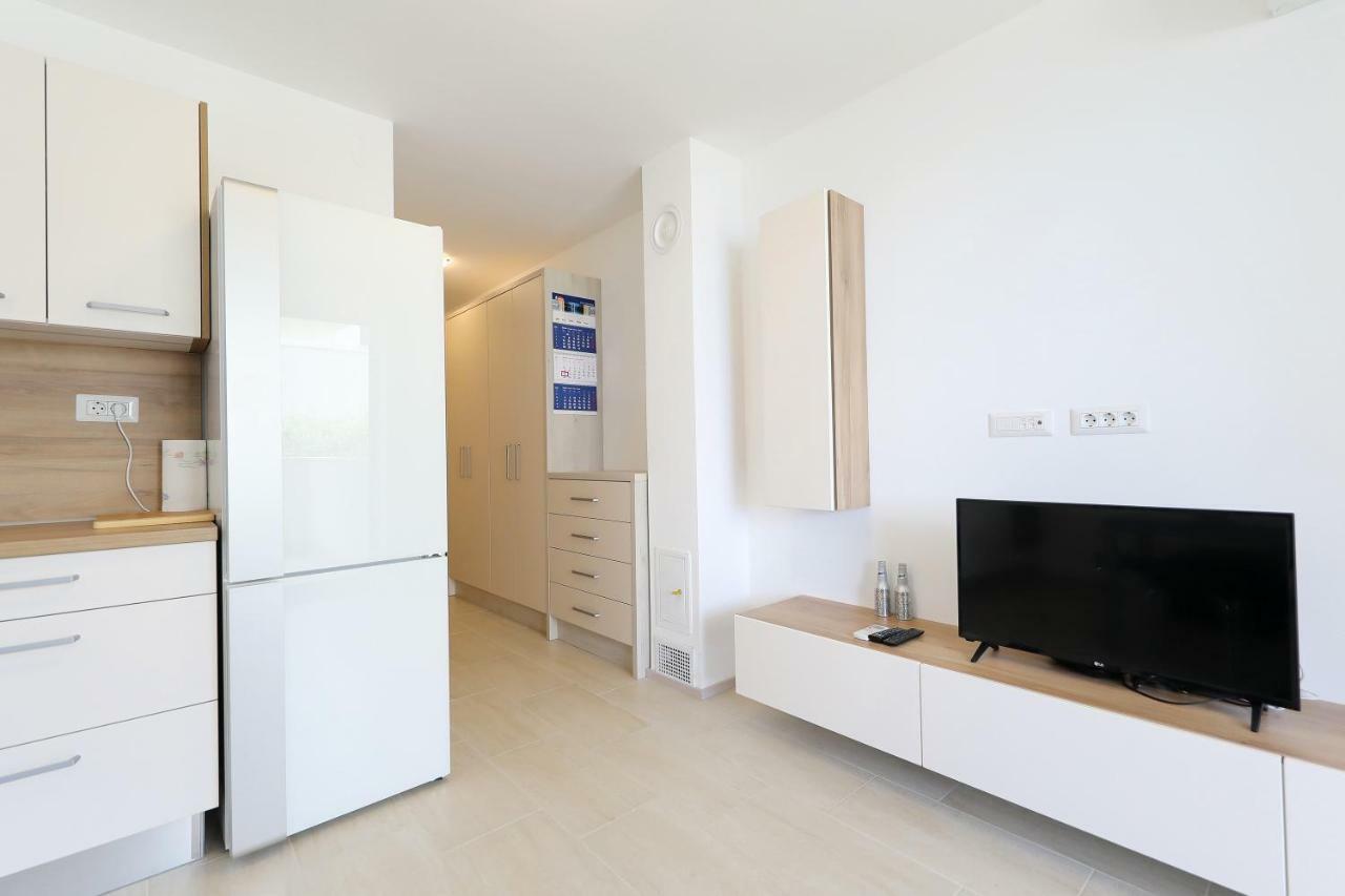 Luxury Sunset Penthouse With Seaview Apartment Petrcane Exterior foto