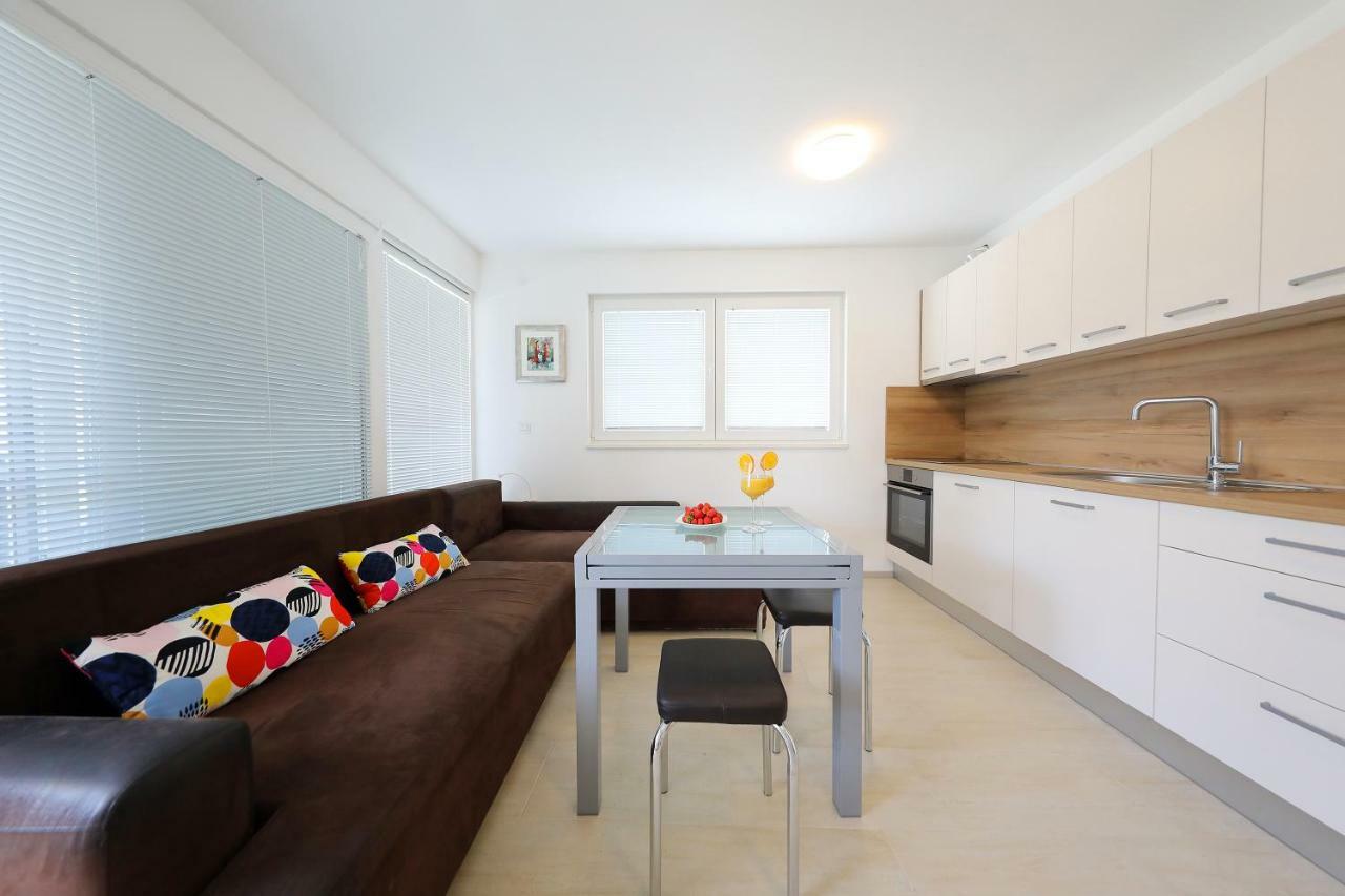 Luxury Sunset Penthouse With Seaview Apartment Petrcane Exterior foto